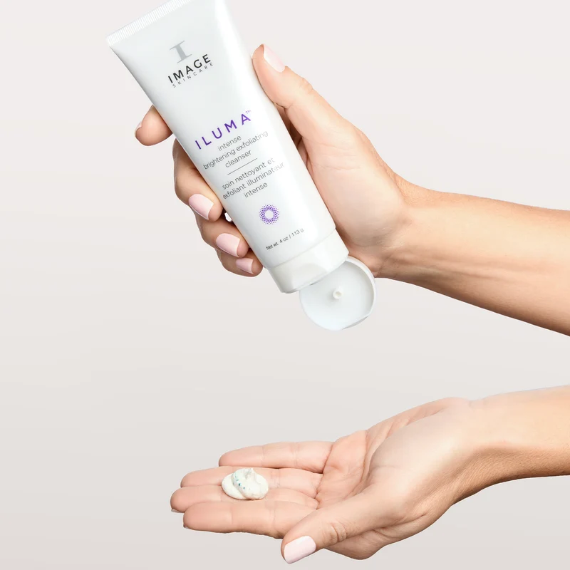 IMAGE ILUMA™ Intense Brightening Exfoliating Cleanser 113g