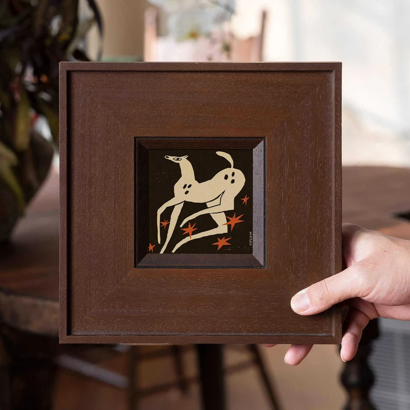 Moderner geometrischer Displayrahmen