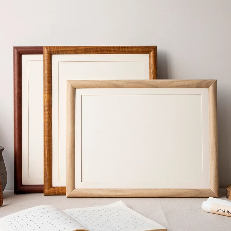 Minimalistischer Fotoanzeige-Rahmen