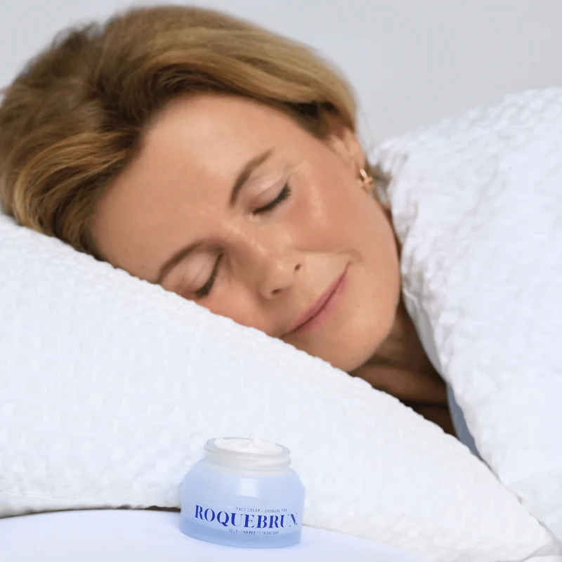 ROQUEBRUN. Night Restore Face Cream Gradual Tan