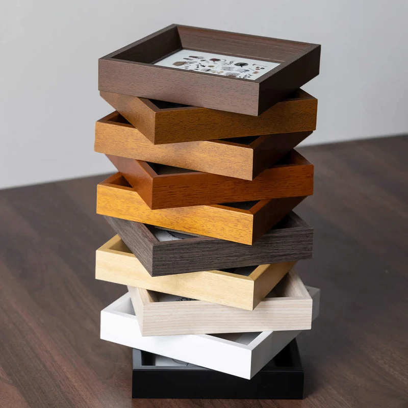 Dekorativer Holzkunst-Druckrahmen