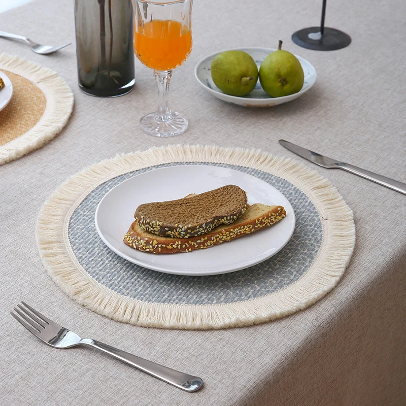 Rundes gewebtes Tisch-Platzset mit Fransenrand und Mandala-Jacquard