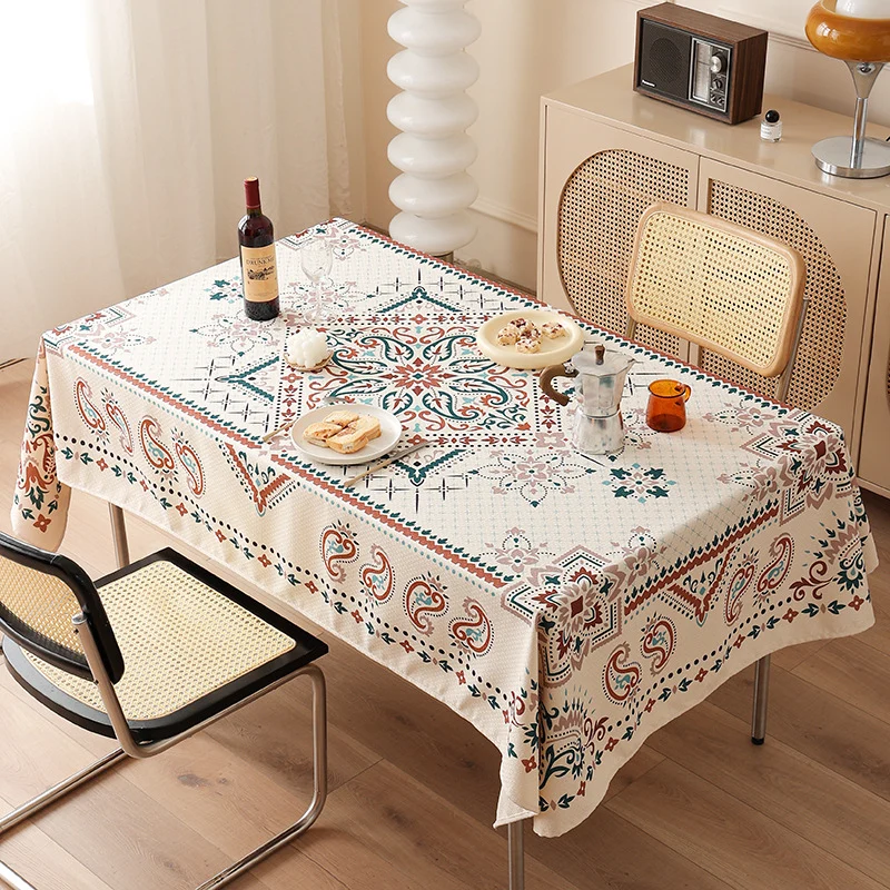 Rechteckige Wachstuch-Tischdecke mit Paisley-Motiv