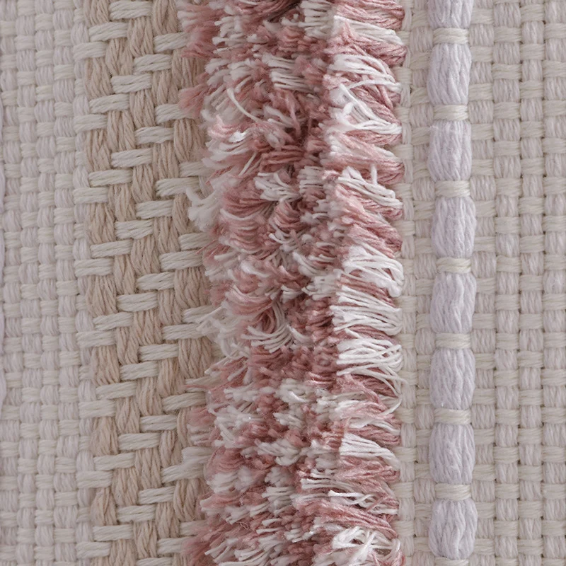 Strukturierter Wohnteppich mit 3D‑Tufting und geometrischem Diamantrelief