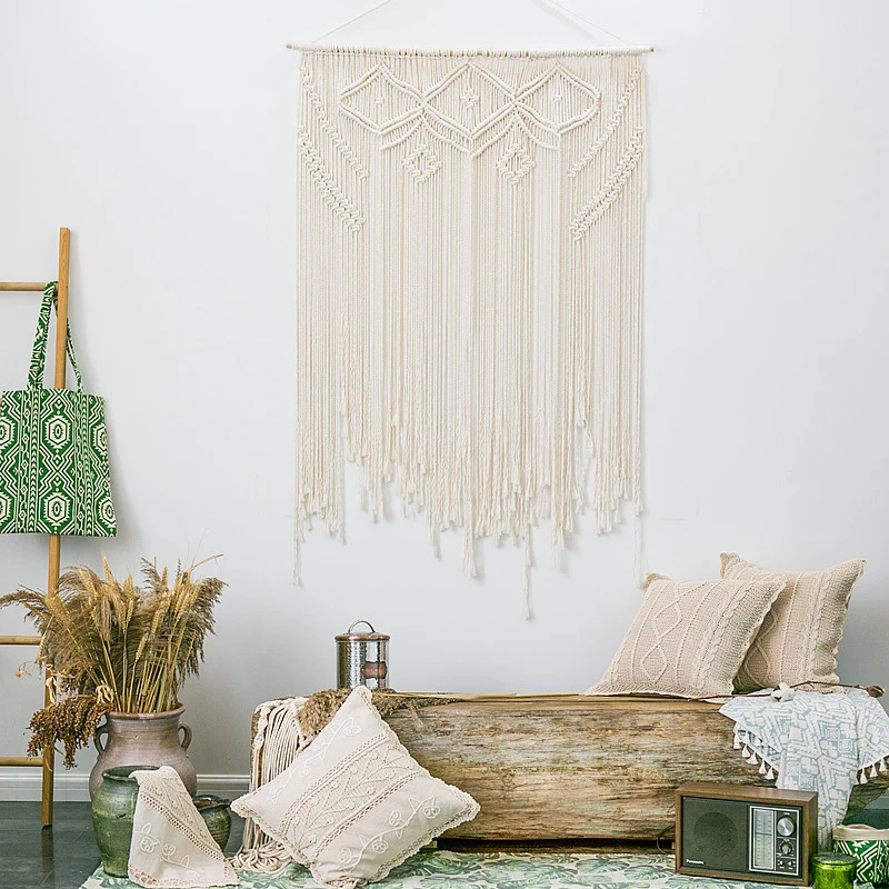 Makramé-Wandbehang-Set mit handgeknüpften Fransen und Boho-Sitzauflage