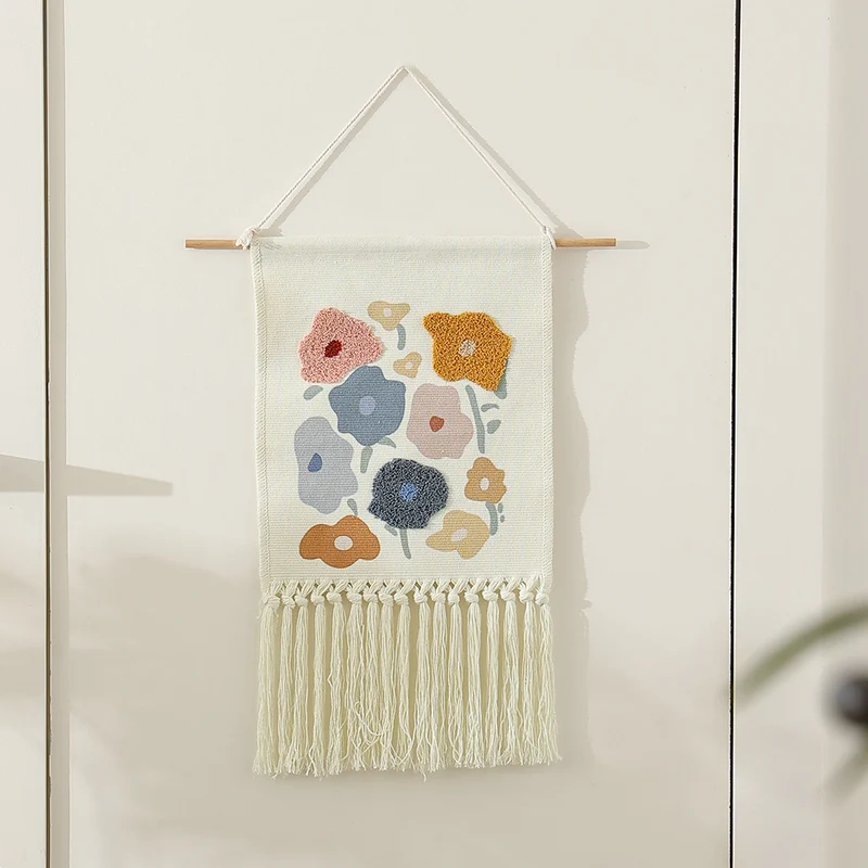 Boho Wandbehang mit gewebtem Blumen-Tufting und Makramee-Fransen