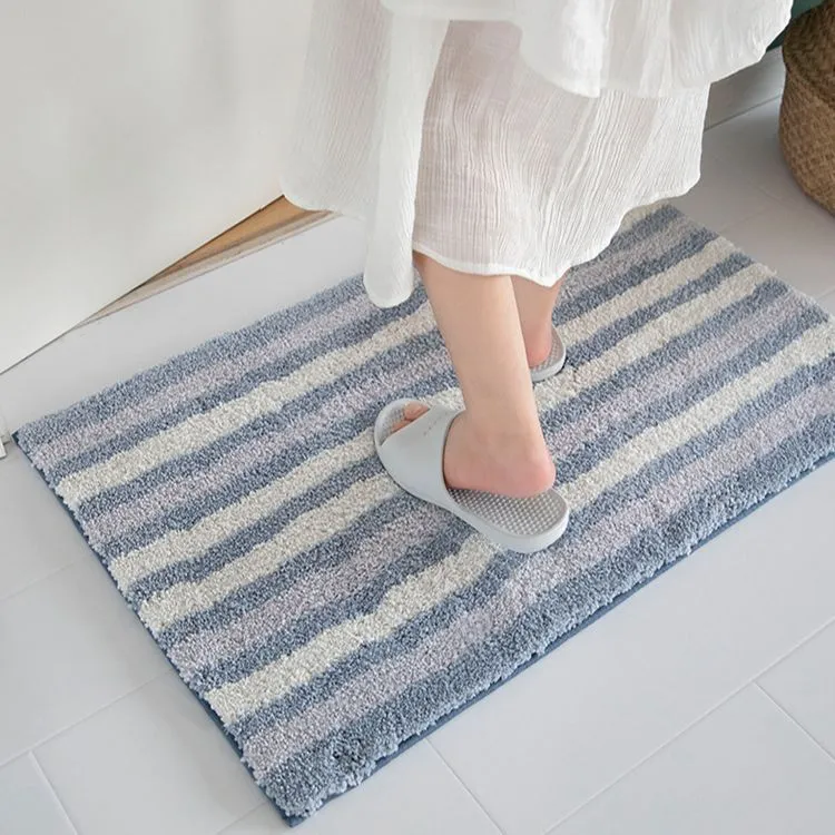 Weicher Badvorleger mit gestreifter Hochfloor-Oberfläche
