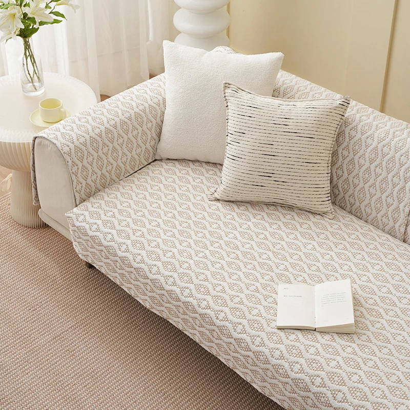 Low‑Profile Lounge‑Sofa mit abnehmbarem Jacquard‑Überzug und abgerundeten Polsterarmlehnen