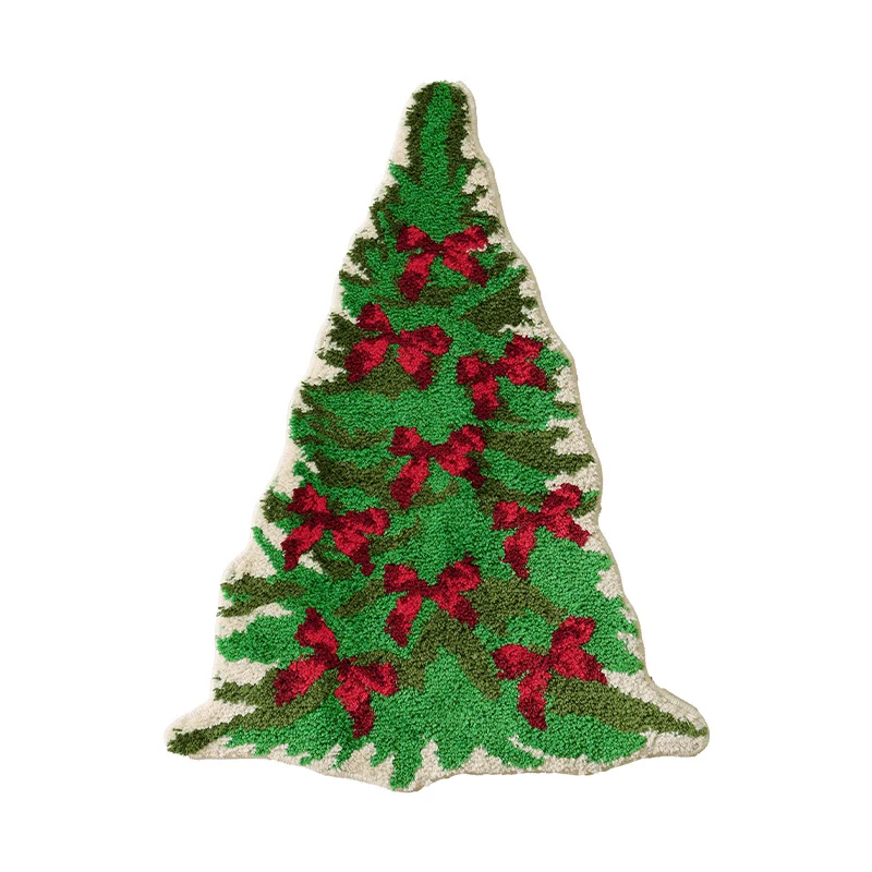 Weihnachtsbaumförmiger Chenille-Teppich mit tuftierter Schleifen‑Optik