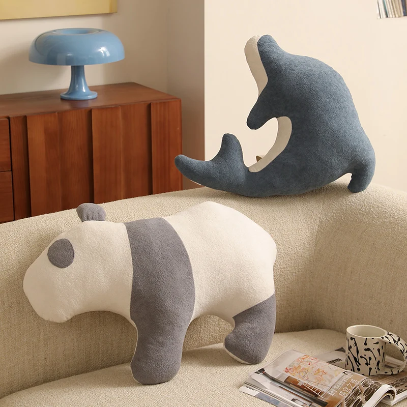 Verspieltes Delfin-Kuschelkissen mit ergonomischer Nacken- und Armmulde
