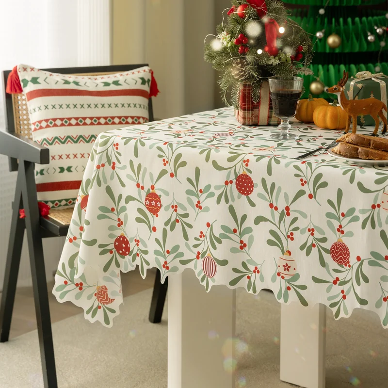 Festliche Tischdecke mit gewelltem Saum und Mistelzweig‑Print
