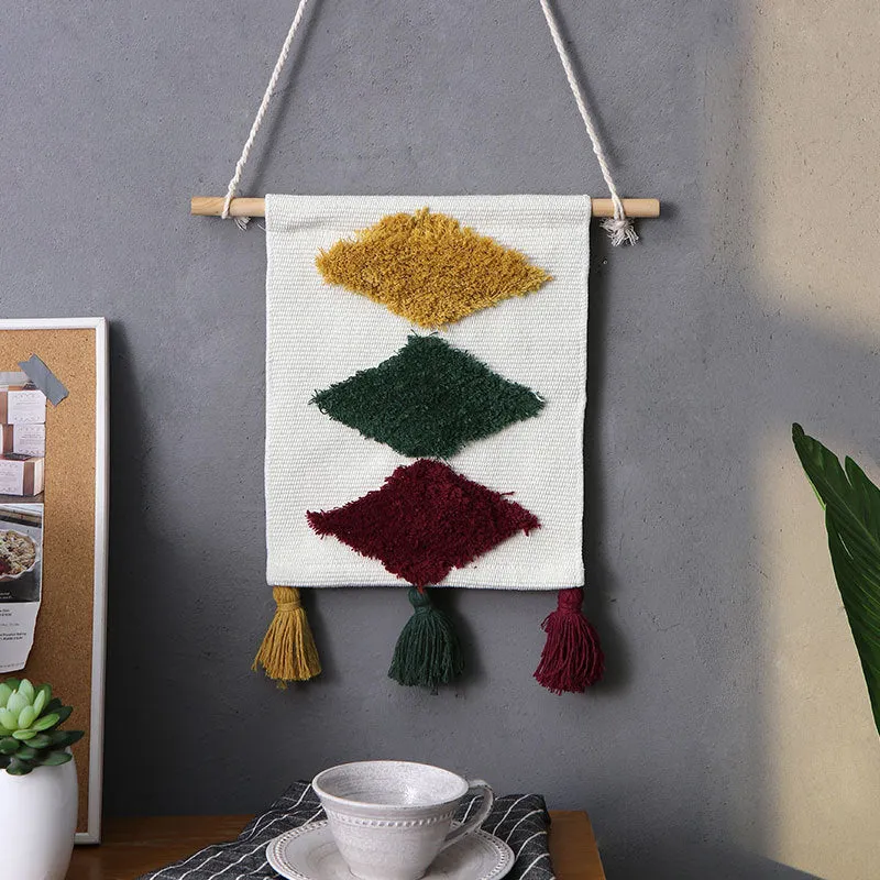 Mini-Wandteppich-Set im Boho‑Stil mit Relief‑Tufting und Holzstabhalterung