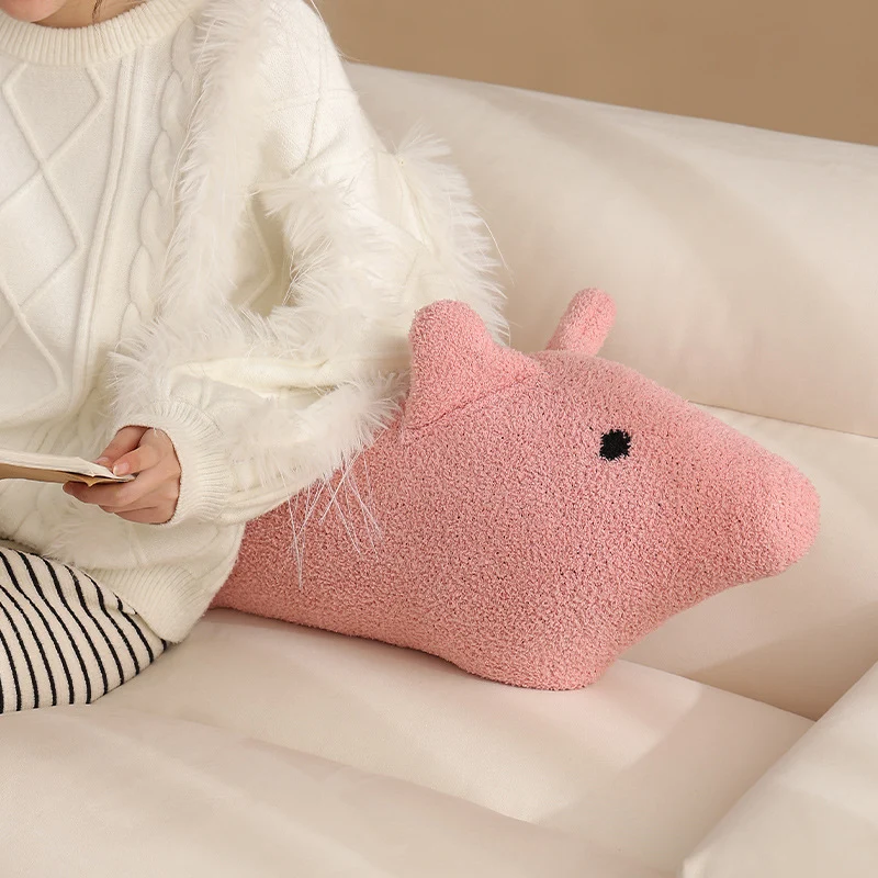 Handgefertigtes Kuscheltier und Dekokissen in Kapibara‑Form aus Bouclé‑Plüsch