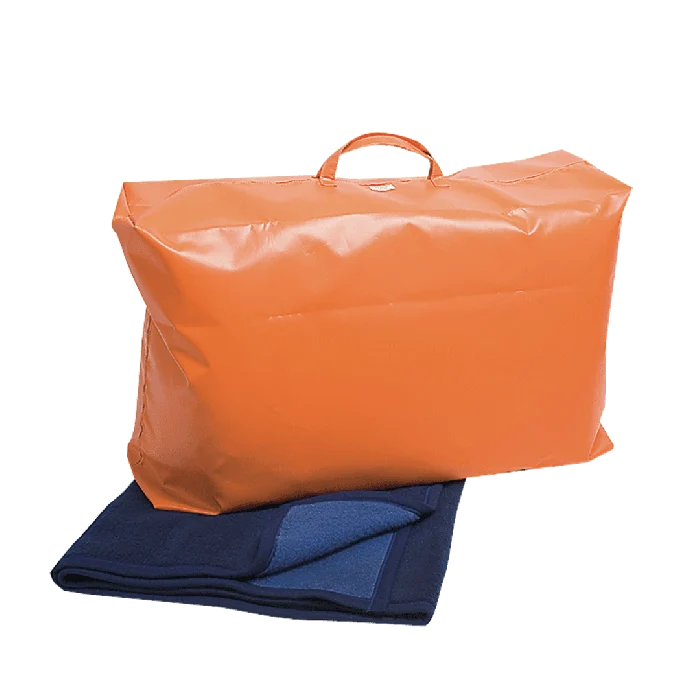 Transporttasche gefüllt mit 5 Wolldecken Rostock | Packung (1 Stück)