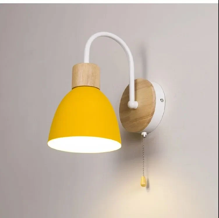 Moderne Holz Wandlampe