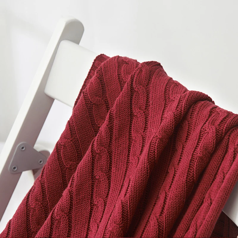Kabelstrickwurfdecke