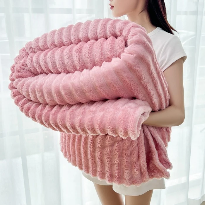Plüsch Ribbed Wurfdecke