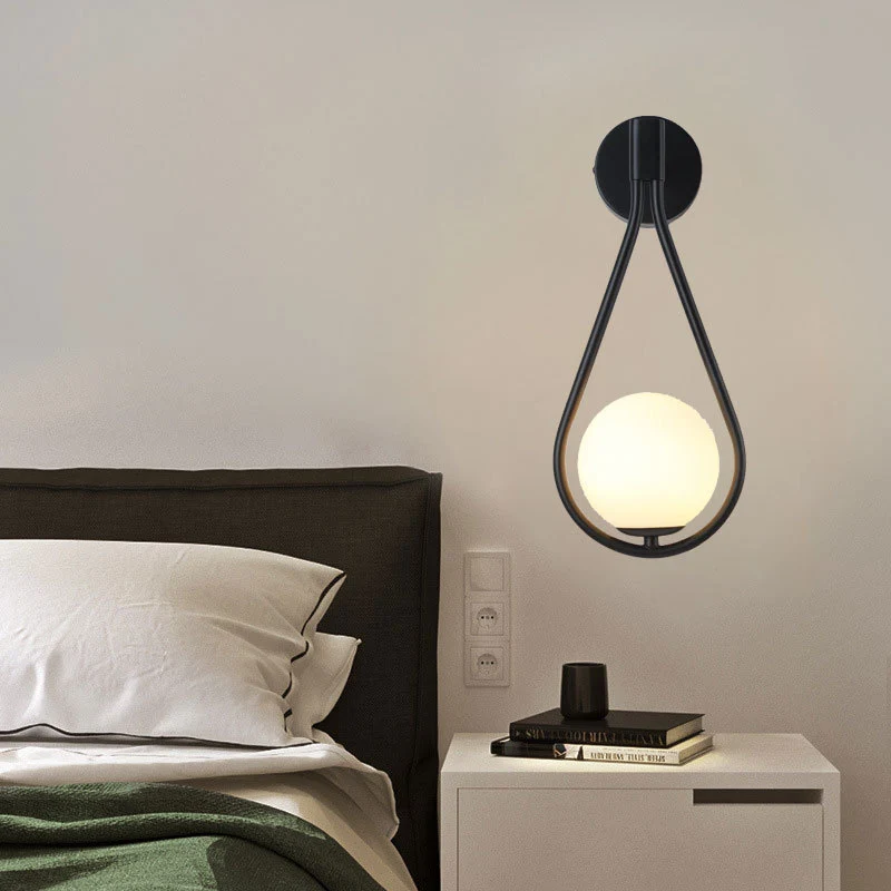 Moderne Tropfen-Wandlampe