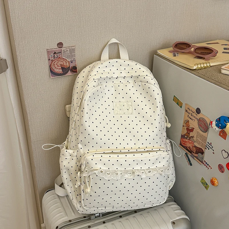 Charmanter gepunkteter Rucksack Karnz