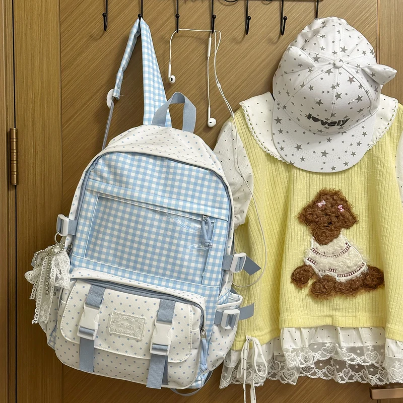 Charmanter Karierter Rucksack Karnz