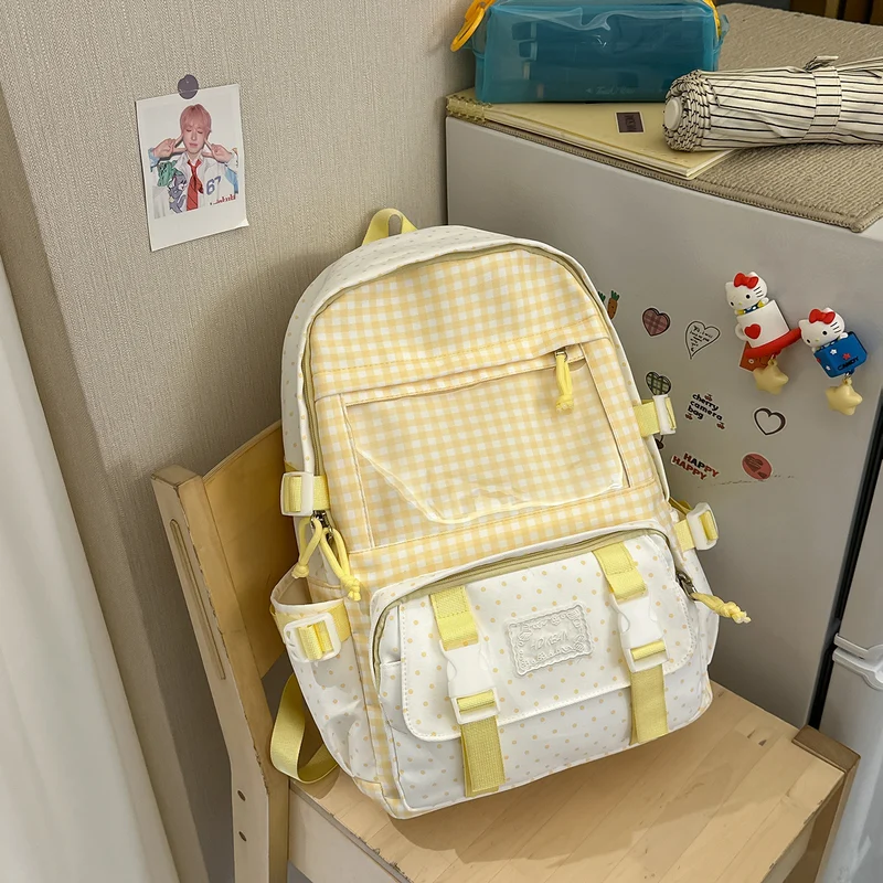 Charmanter Karierter Rucksack Karnz