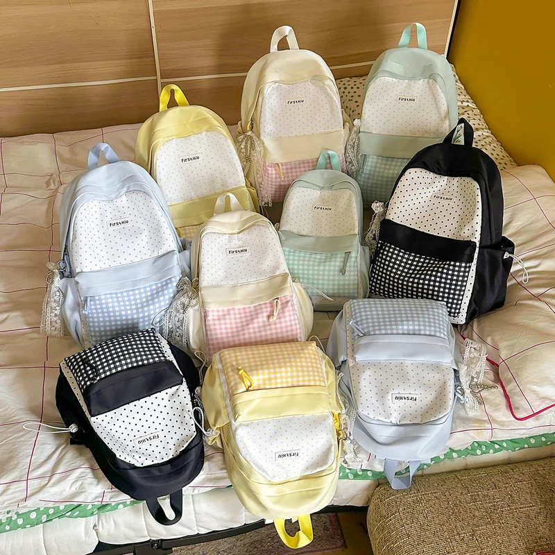 Charmanter gemusterter Tagesrucksack Karnz