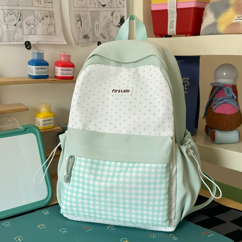 Charmanter gemusterter Tagesrucksack Karnz