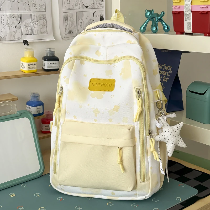 Charmanter Blumendruck Rucksack Karnz