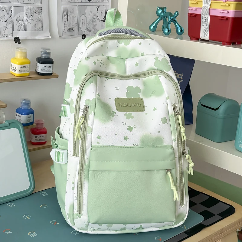 Charmanter Blumendruck Rucksack Karnz