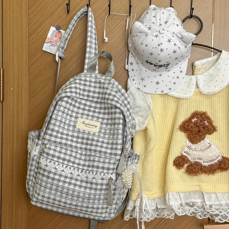 Charmanter bestickter Rucksack Karnz