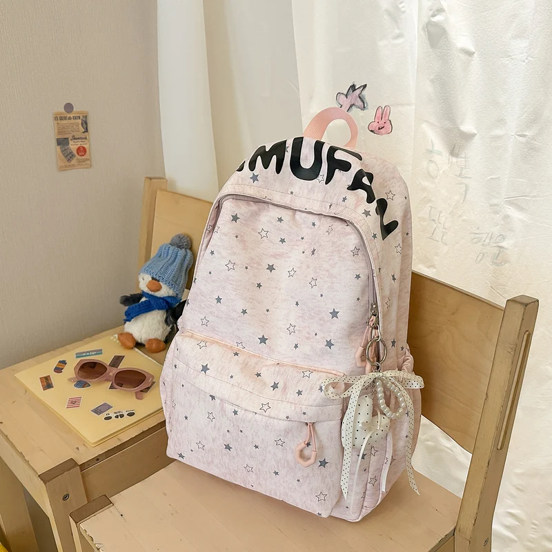 Lässiger mit Sternen verzierten Rucksack Karnz