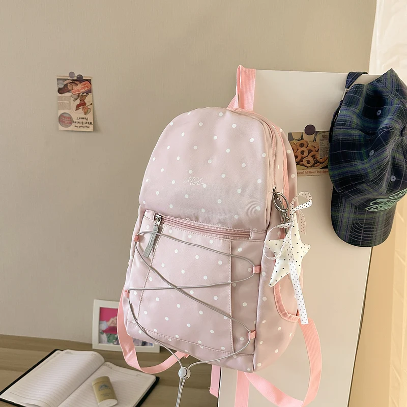 Lässiger gepunkteter Mini-Rucksack Karnz