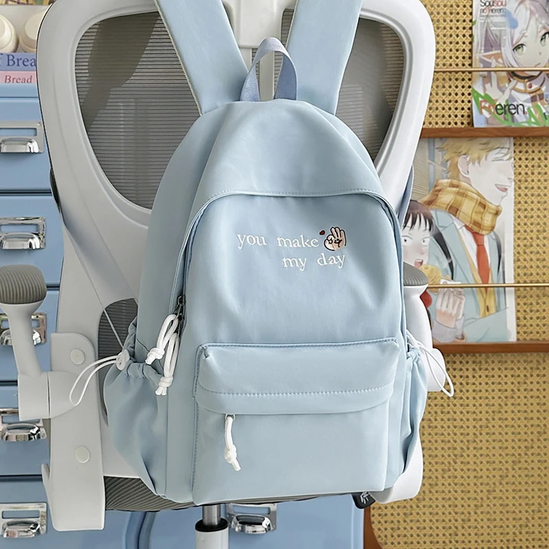 Lässiger bestickter Mini-Rucksack Karnz