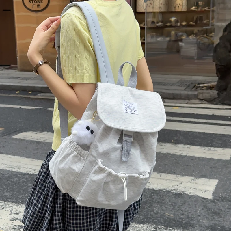 Lässiger Kordelzug Klappen Rucksack Karnz