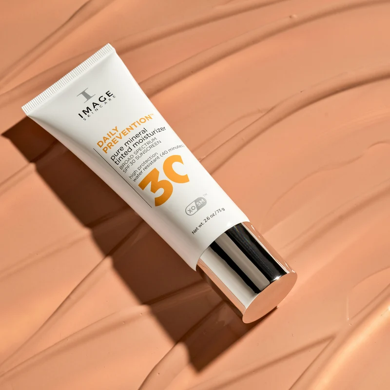 IMAGE DAILY PREVENTION pure mineral tinted moisturizer SPF 30