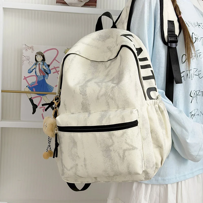 Lässiger Rucksack für Schule und Reisen Karnz