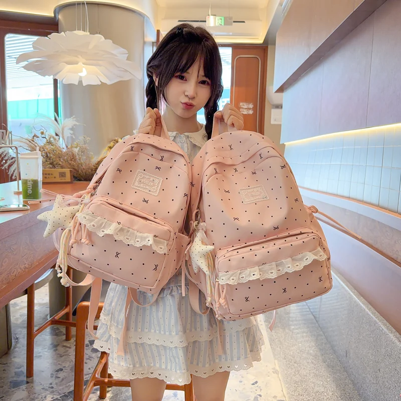Adorable Polka Dot Rucksack Karnz
