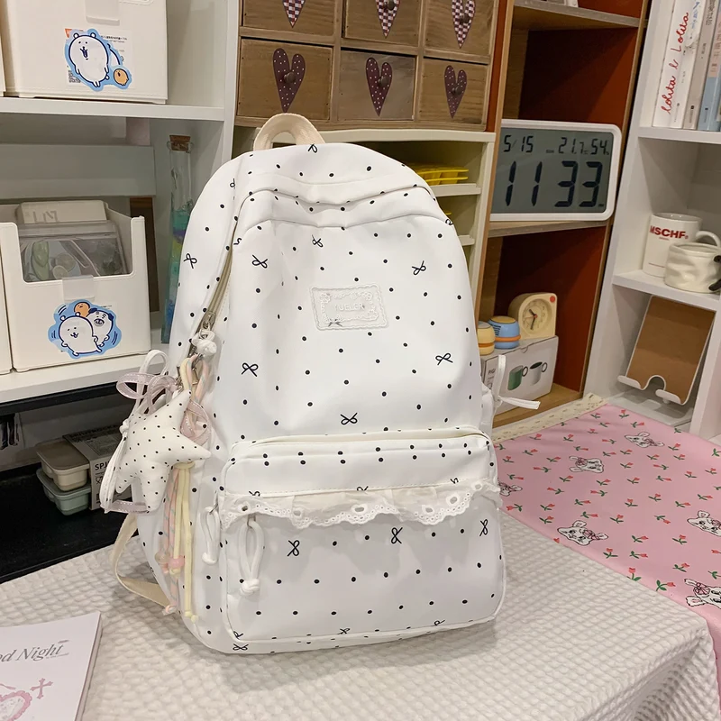 Adorable Polka Dot Rucksack Karnz