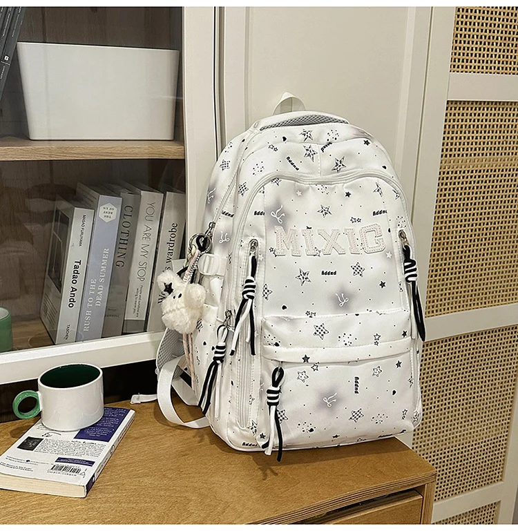 Trendige Illustrierte Grafik Rucksack Karnz