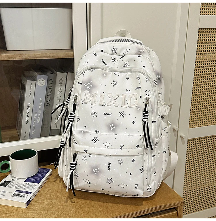 Trendige Illustrierte Grafik Rucksack Karnz