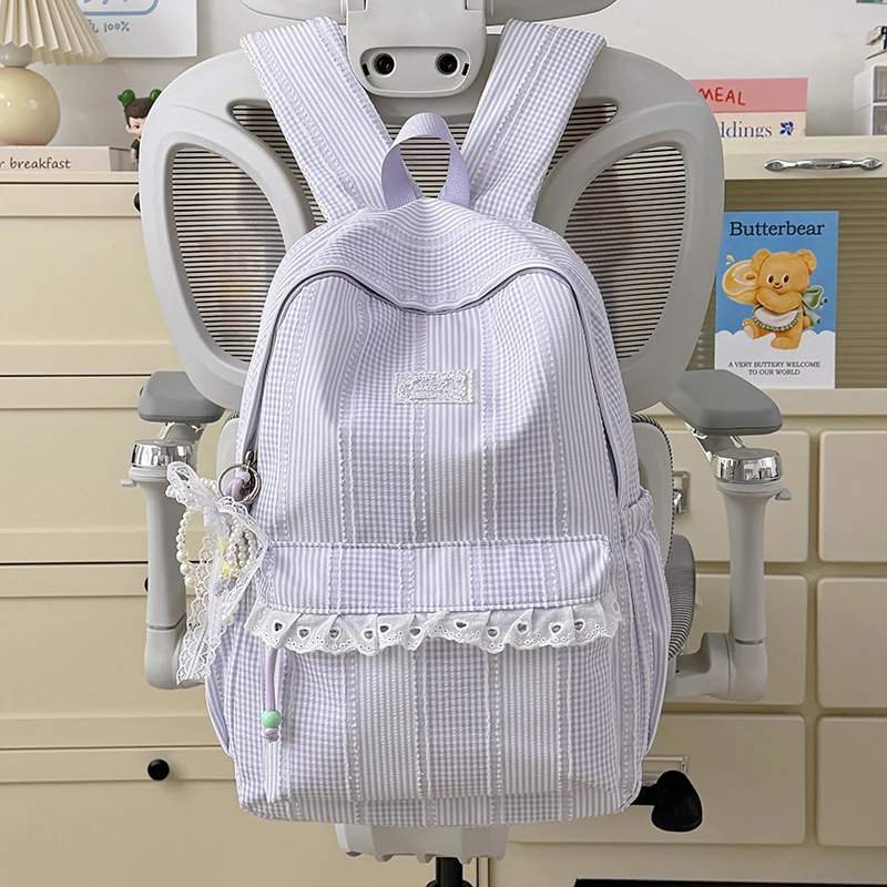 Stylischer gestreifter Design-Rucksack Karnz