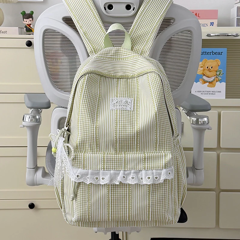 Stylischer gestreifter Design-Rucksack Karnz