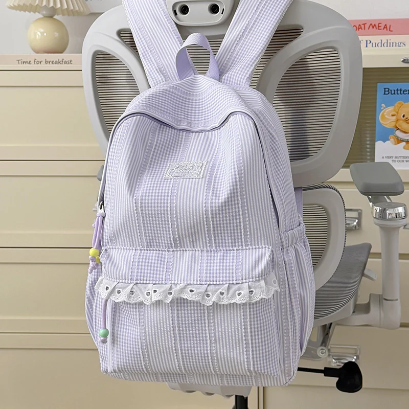 Stylischer gestreifter Design-Rucksack Karnz