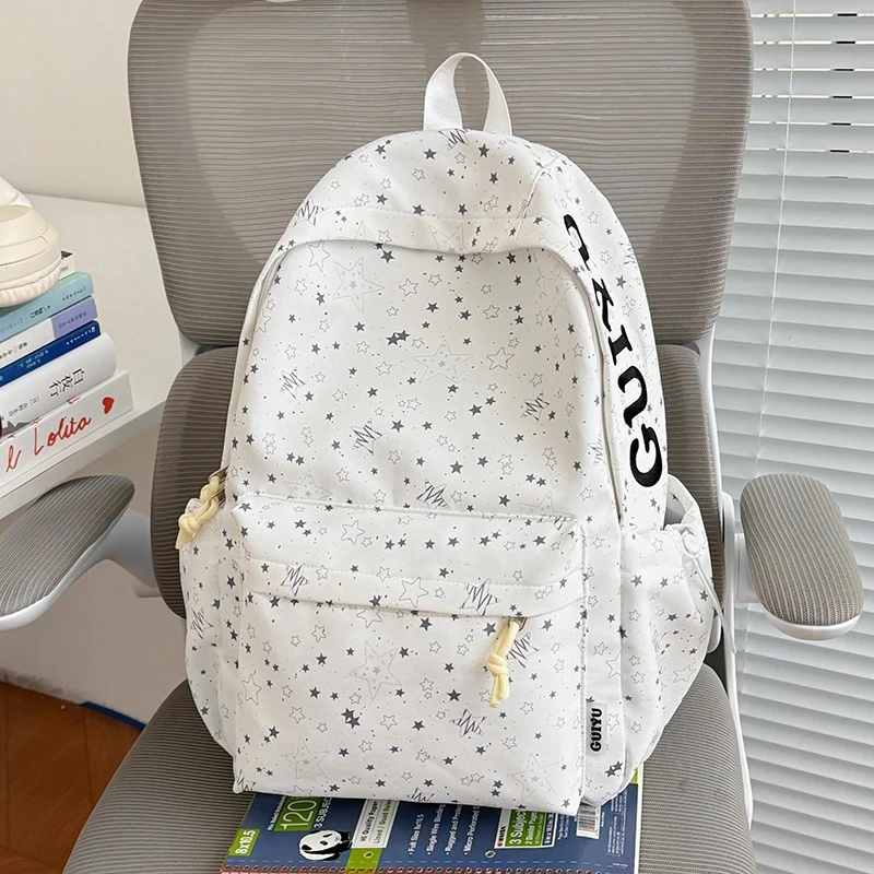 Stylischer Schulrucksack mit Sternenmotiv Karnz