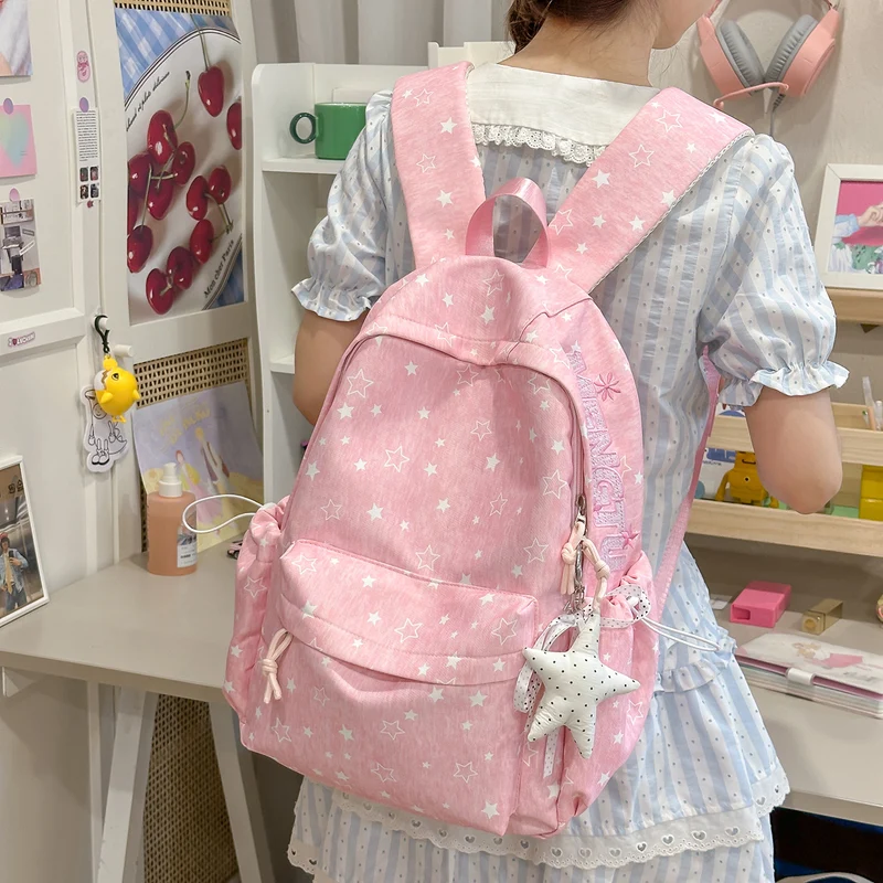 Stylische sternenverzierte Rucksack Karnz