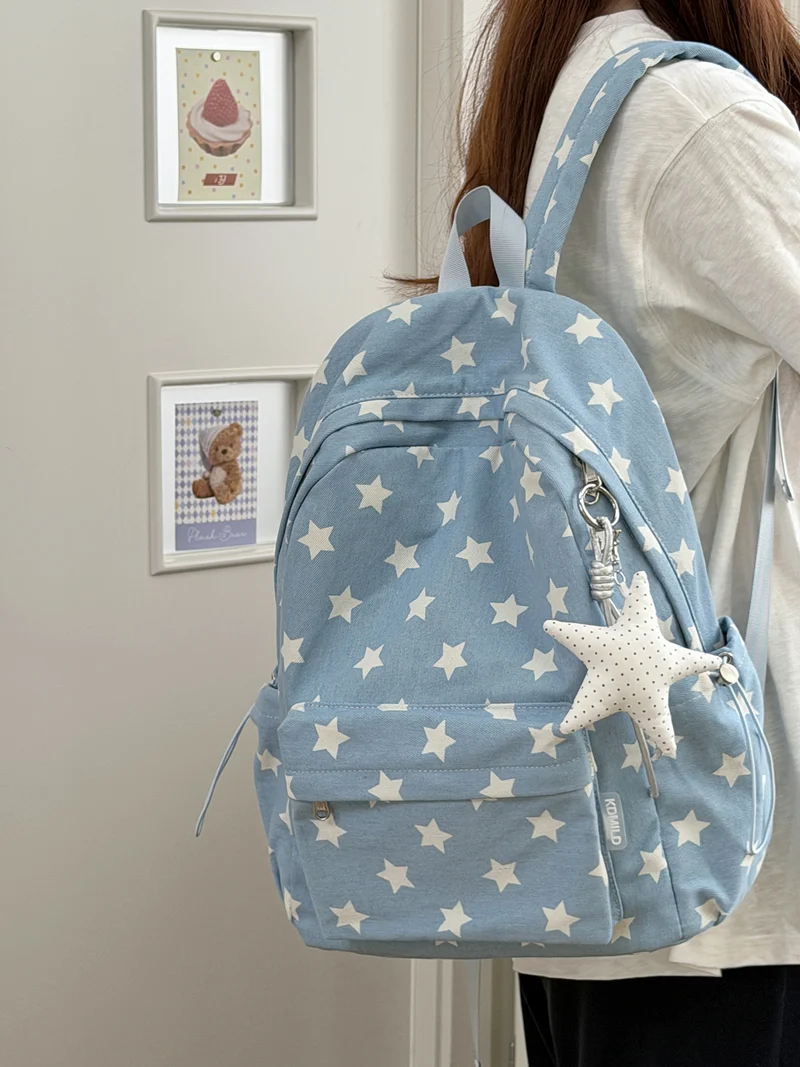 Verspielt gepunkteter Rucksack Karnz