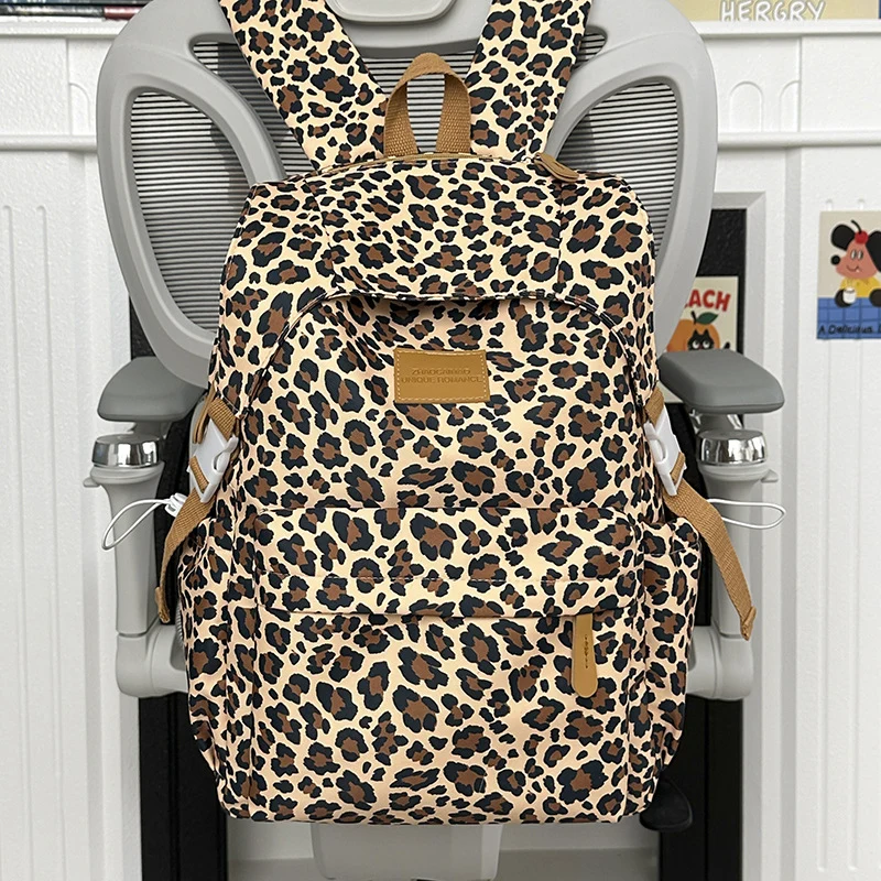 Verspielter Leopardenmuster Schulrucksack Karnz