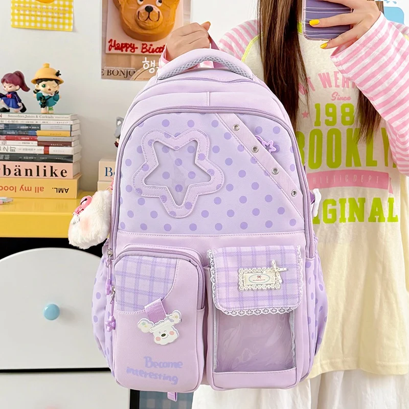 Niedlicher gepunkteter Charakter-Rucksack Karnz