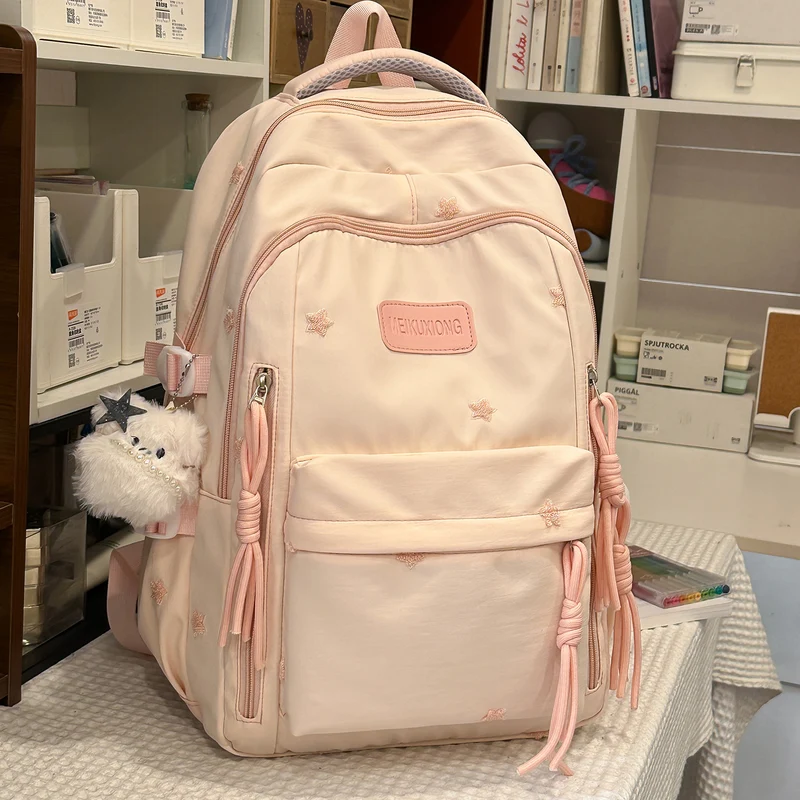 Dekorativer mit Sternen verzierter Rucksack Karnz