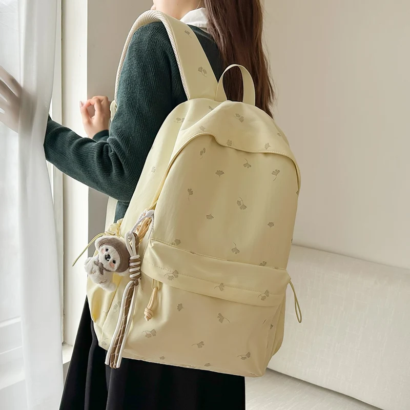 Niedlicher bestickter Rucksack Karnz
